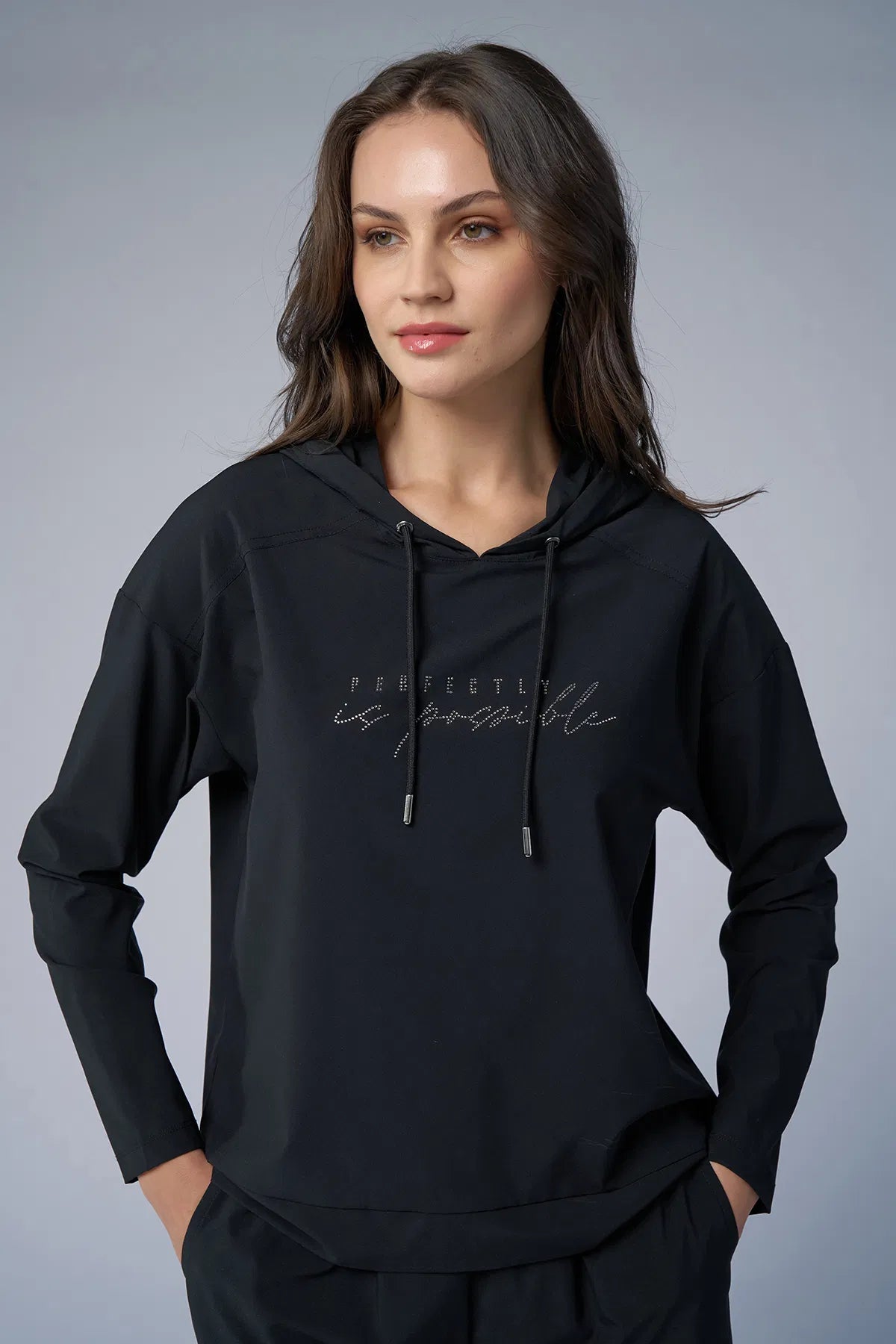 Kadın Siyah İnce Hafif İnce Kumaşlı Sweatshırt